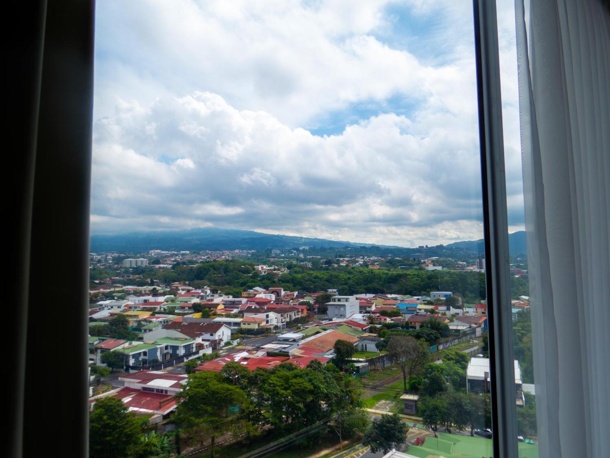 Ifreses, Study Full Equipped Whith Pool, Air- Conditioning, Spectacular View Of The City, Parking With Additional Payment Curridabat Zimmer foto